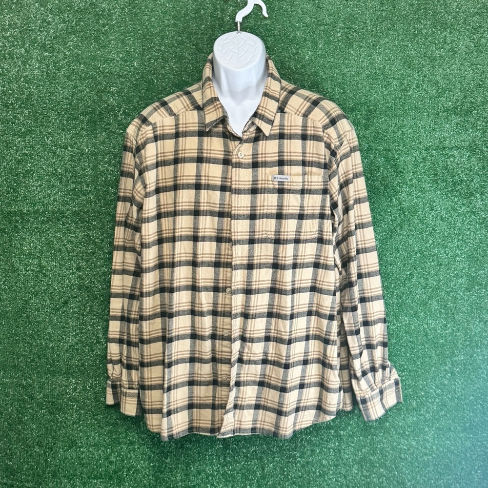 Columbia Tan and Black Casual Button Down Shirt